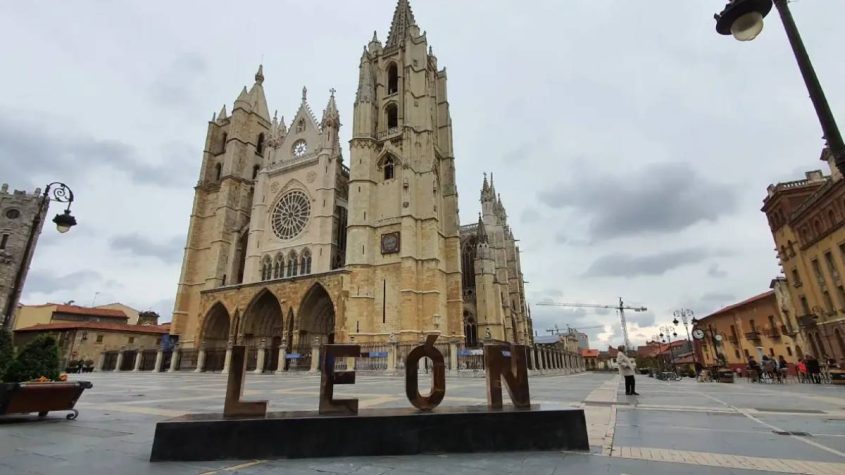 Explora León: Gastronomía, cultura y naturaleza en un solo destino