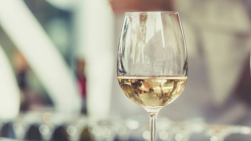 Descubre los vinos ecológicos de Raimat: Dos opciones que no pueden faltar en tu mesa